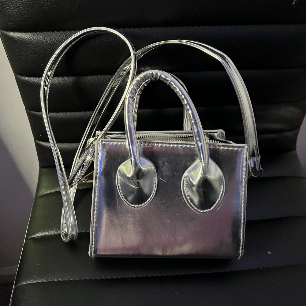 silver crossbody purse